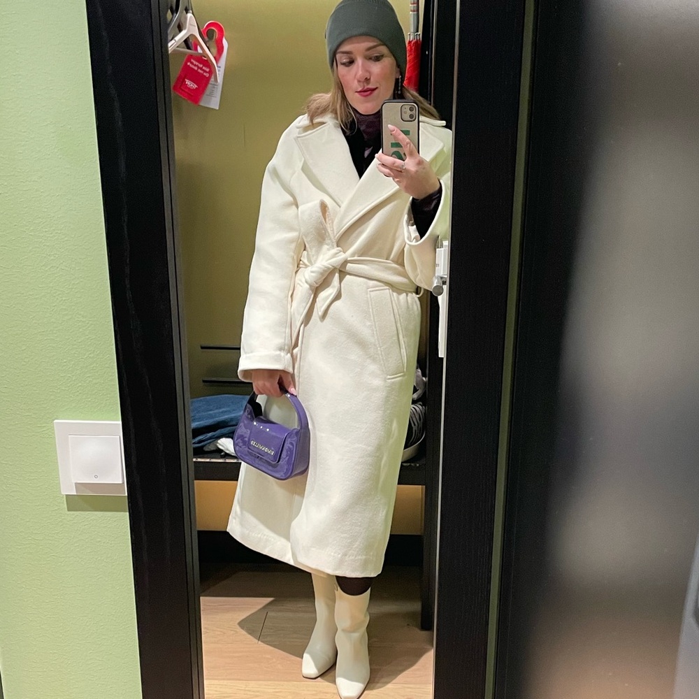 Coat with belt
